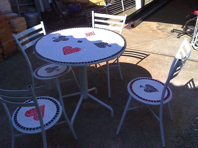 Portão social trabalhado em ferro