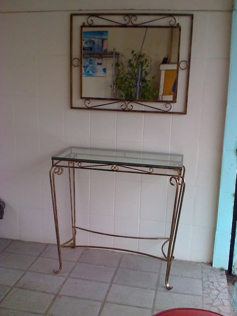 Escada metálica industrial de alta durabilidade